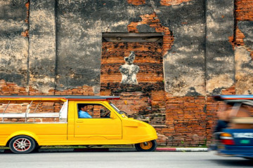 Tuk Tuk driver tourist travel Ayutthaya Bangkok Thailand