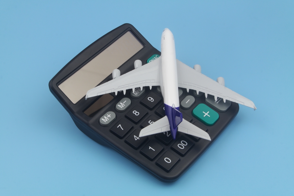 Airplane,Tickets,Price,,Travel,Budget,,Cost,Or,Expenses,Concept.,Airplane