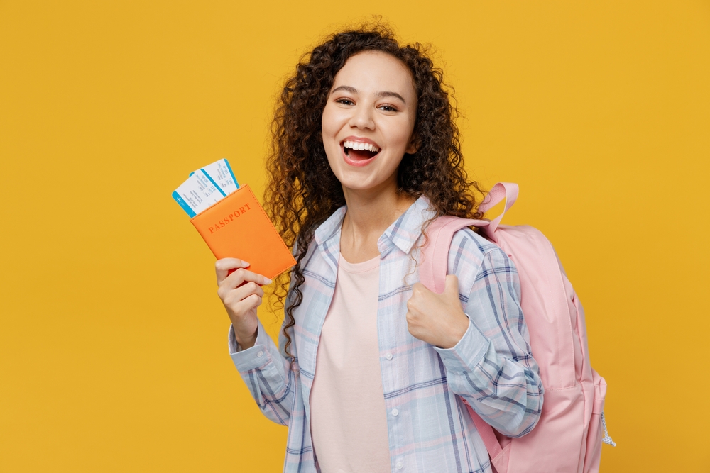 Traveler,Black,Teen,Girl,Student,Wear,Casual,Clothes,Hold,Passport