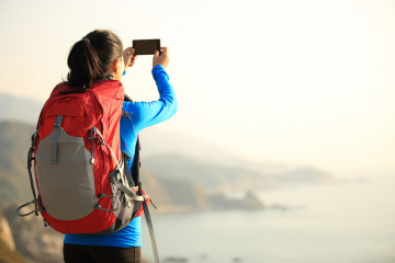 Hiking,Woman,Use,Smart,Phone,Taking,Photo