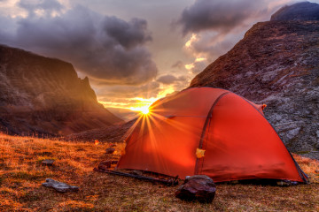 Sunrise,And,Tent,In,Autumn,In,Lapland