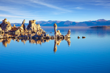 Mono,Lake,Is,A,Salt,Lake,In,California.,The,Natural