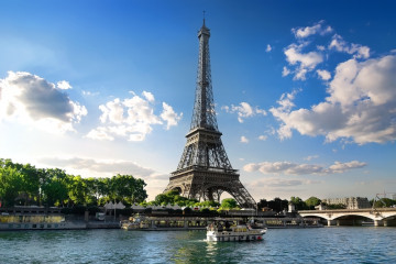 Eiffel,Tower,And,River,Seine,In,Summer,Paris,,France