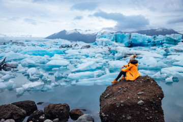 Woman,Next,To,Jökulsárlón,Lake,In,Iceland