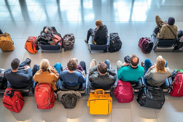 4 Ways ChatGPT Can Help You Save on Holiday Travel