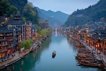 The world’s 9 most beautiful riverside heritage towns