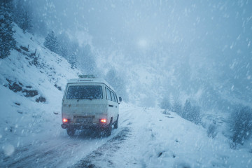 Trapped in a Blizzard These Expert Tips Will Help You Survive