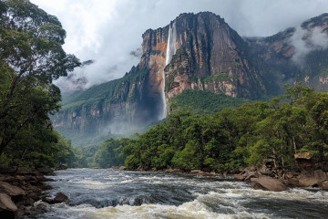 8 national parks that are home to the most iconic natural landmarks