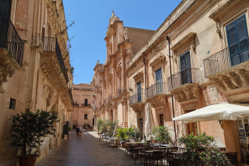 Local Insights for a Budget-Friendly Trip to Italy