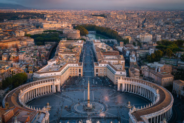 Which Is The Smallest Country In The World